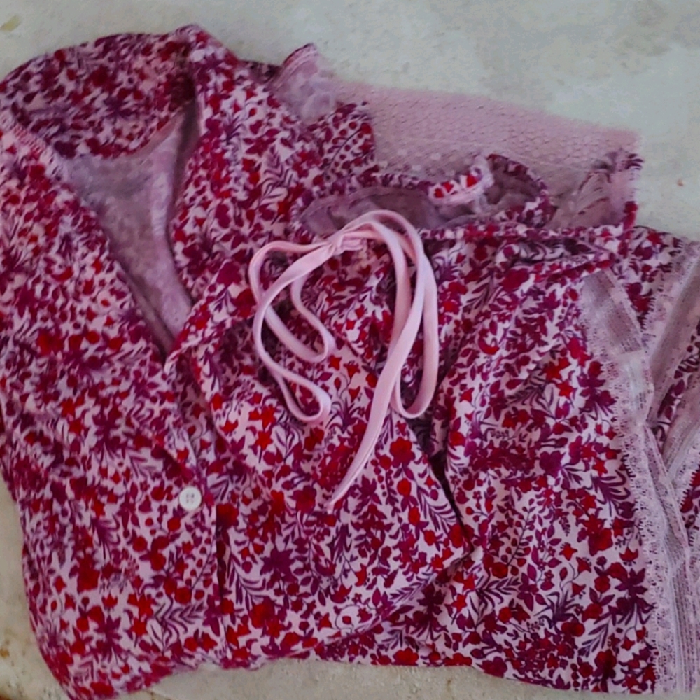 Victoria Secret Pajama Set Size M